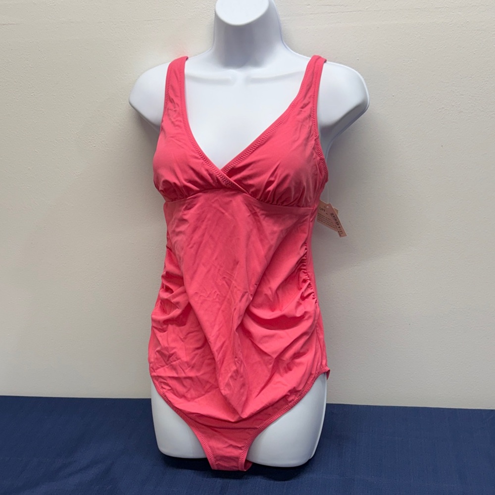 Amazon Essentials Women's Coral One-Piece Maternity Swimsuit Size Medium new